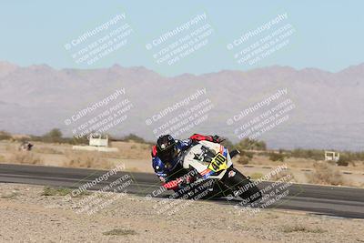 media/Nov-01-2025-CVMA (Sat) [[fc0f7531b8]]/Race 11-Amateur Supersport Open/
